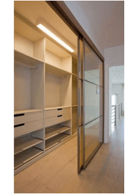 Линейная гардеробная комната с дверями купе Нальчик
